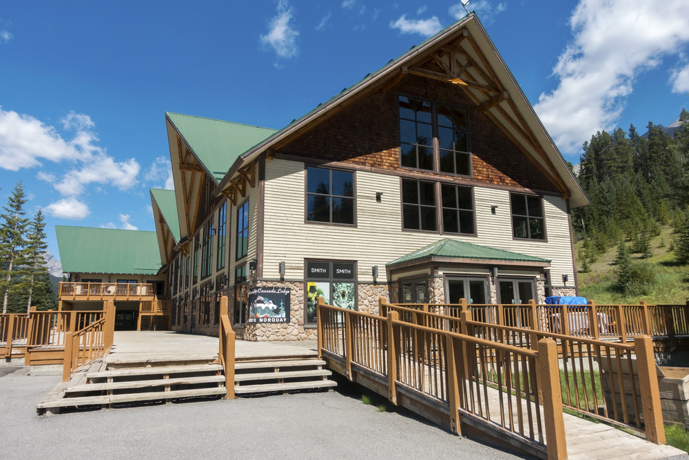 Mount norquay Ski Lodge - Best Ski Resorts in Alberta 