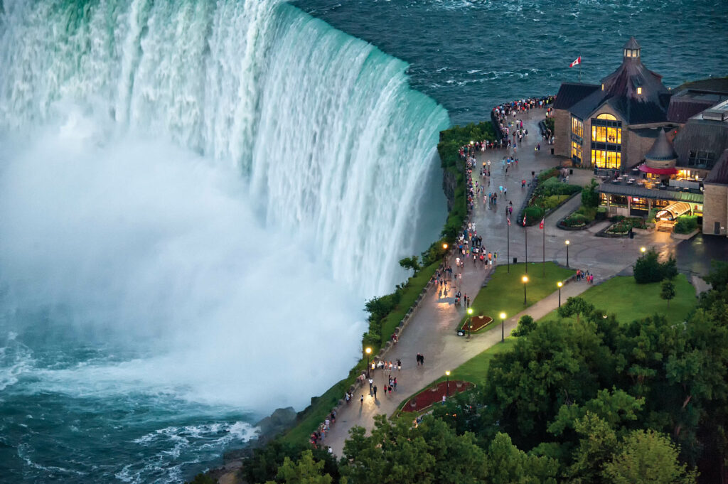 ultimate guide to Niagara Falls
