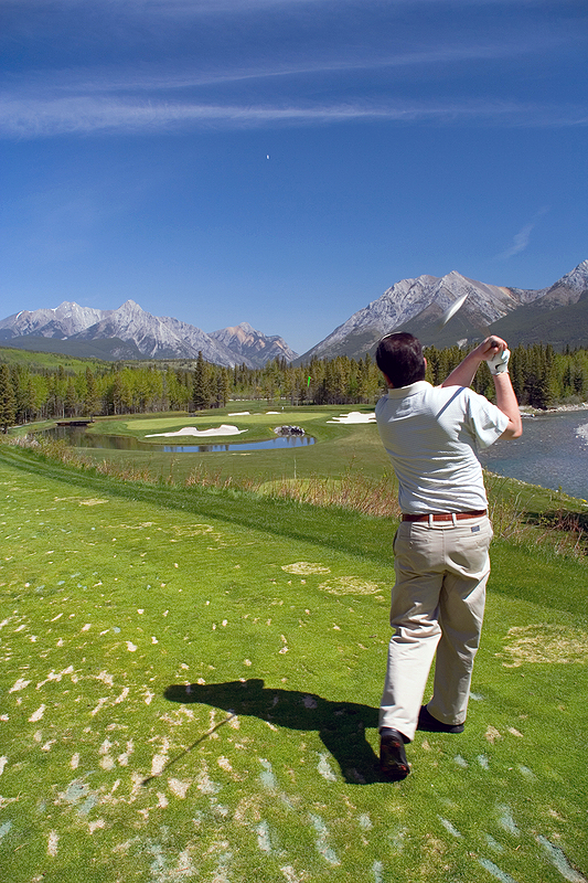 Featured Image for blog about best golf courses in Alberta