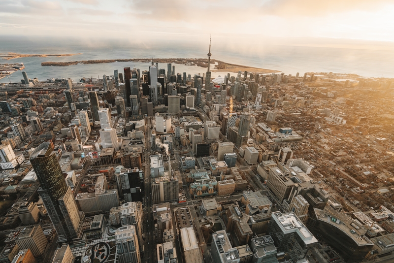 Soar & Tour Toronto in Spring: An Exhilarating Helicopter Tour